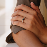 Posy 0.86ct Asscher-cut Teal Sapphire