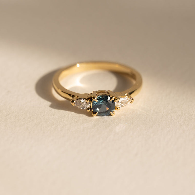 Dahlia 0.63ct Round Parti Sapphire