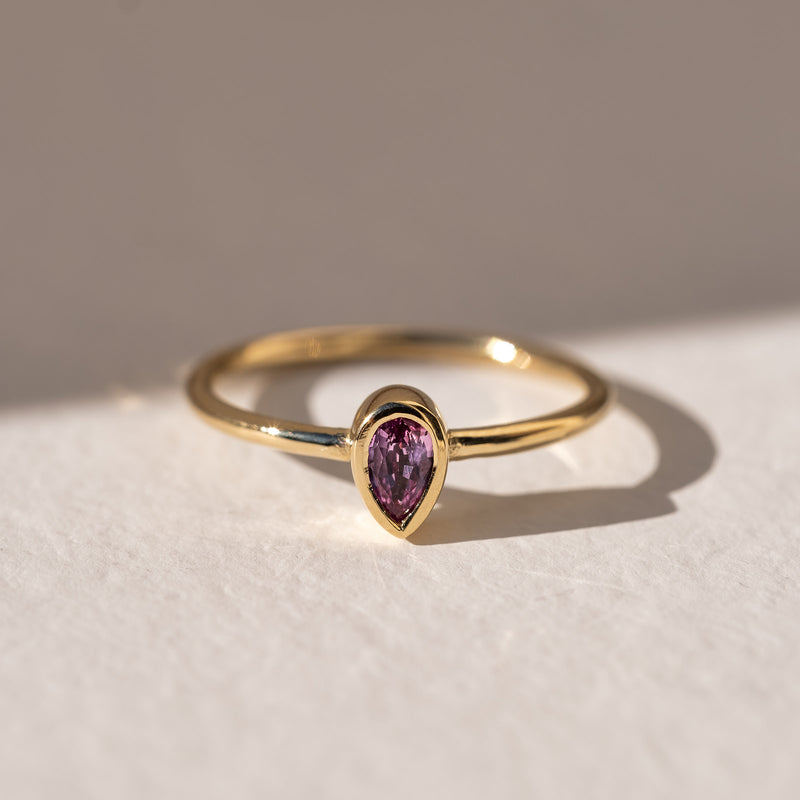 Pear Cut Pink Sapphire in 18ct Yellow Gold