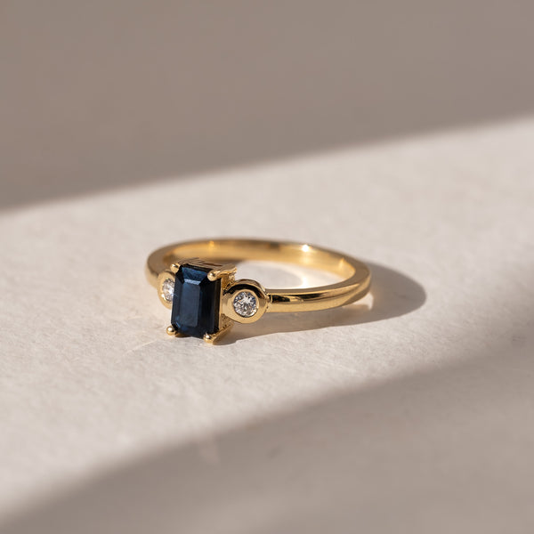 Rectangular Blue Sapphire with Round Diamonds in 18ct Yellow Gold
